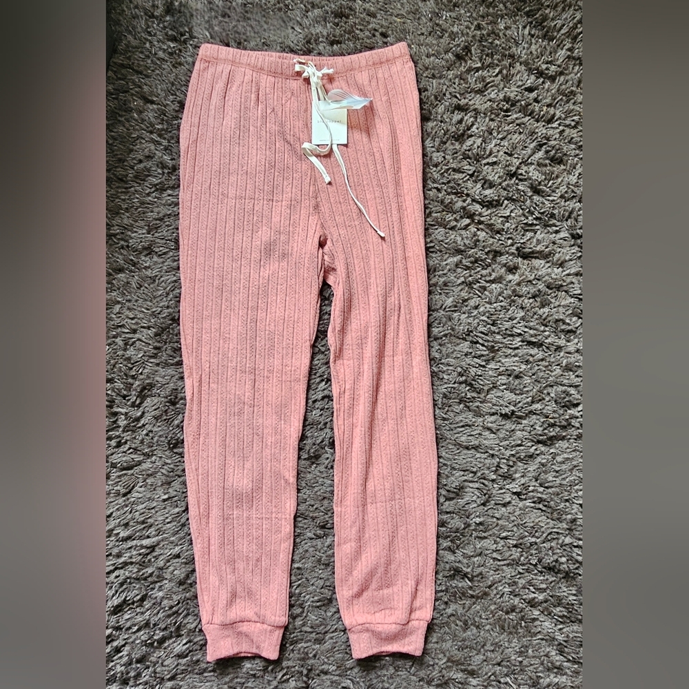 Blu Pepper nwt dusty rose Pink Ribbed jogger Pants sweatpants size large drawstr